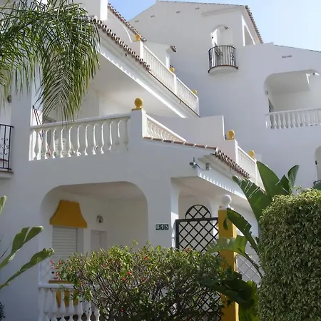 Rosas De Capistrano Apartment Nerja
