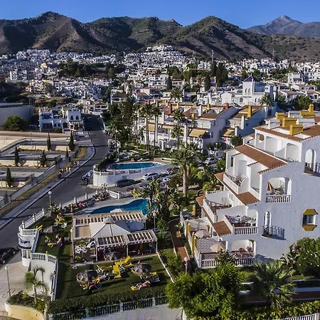 Rosas De Capistrano Nerja