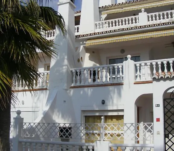 Rosas De Capistrano Апартаменты *